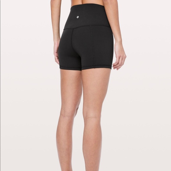Lululemon align shorts ISO - Picture 2 of 2